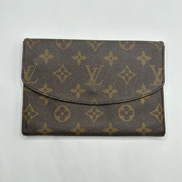 Louis Vuitton Wallet - Picture 3 of 10